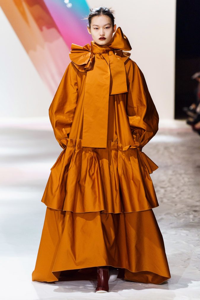 Fall winter fashion 2020 meringue dress Roksanda 60+ Retro Fashion Designs of Fall/Winter Inspired by the 80s and 90s - 42
