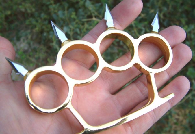 Spikes Top 10 Self-defense Weapons Every Woman Should Carry - 11