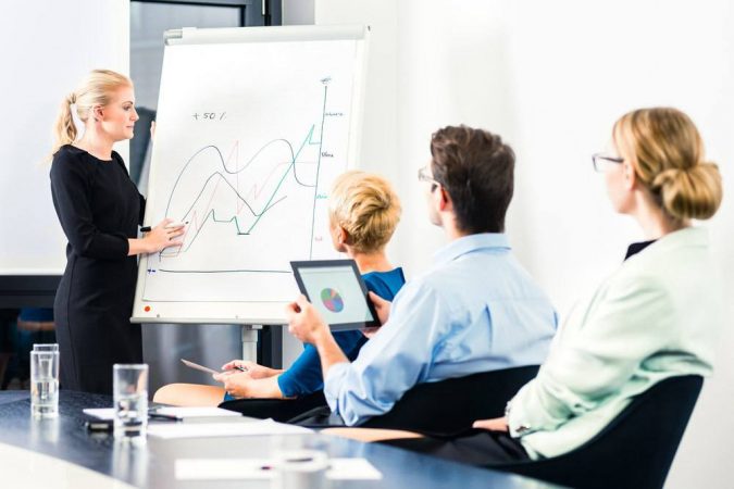 employee training 4 Mistakes to Avoid When Onboarding New Employees - 6