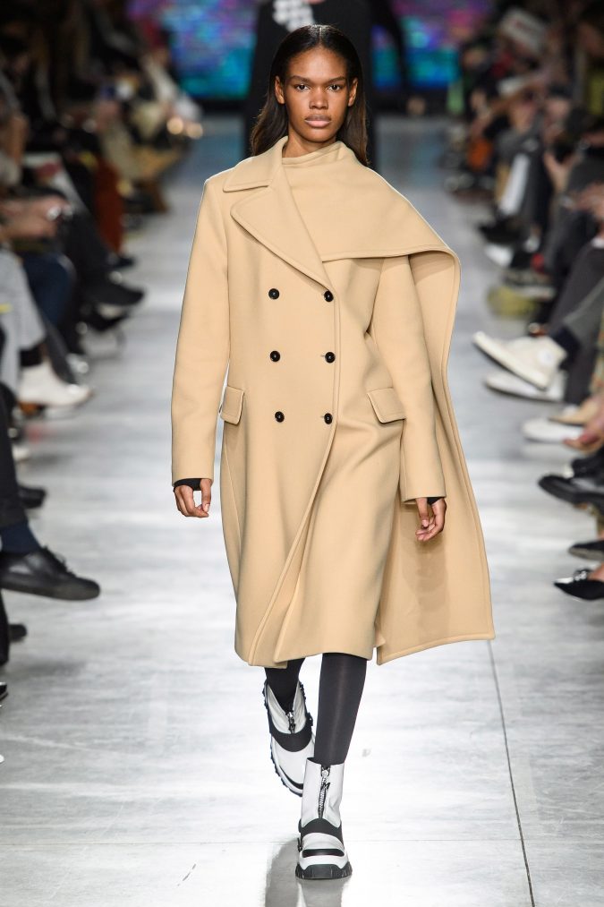 fall-winter-fashion-2020-cape-coat-MSGM-675x1013 +80 Fall/Winter Fashion Trends for a Stunning Wardrobe in 2022