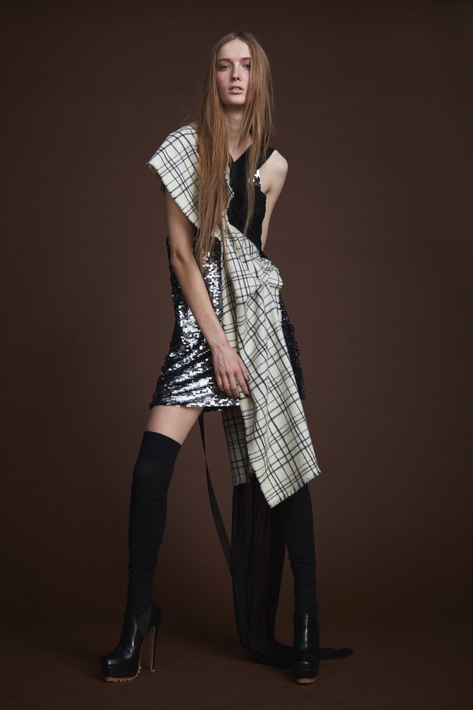 fall winter fashion 2020 disco dress Vera Wang +80 Fall/Winter Fashion Trends for a Stunning Wardrobe - 33