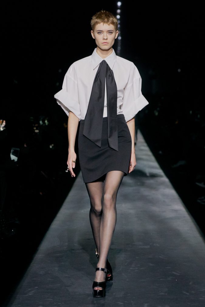 45+ Elegant Work Outfit Ideas for Fall and Winter 5 fall winter fashion 2020 mini skirt white shirt work outfit Givenchy 45+ Elegant Work Outfit Ideas for Fall and Winter - 5