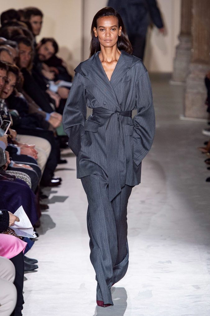 fall winter fashion 2020 pantsuit Salvatore Ferragamo +20 Fall Fashion Trends of Unusual Shoulders and Sleeves - 5