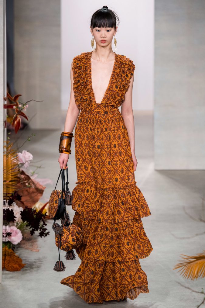 fall-winter-fashion-2020-ruffled-dress-Ulla-Johnson-675x1013 90 Fall/Winter Fashion Ideas for a Perfect Combination of Vintage and Modern in 2020