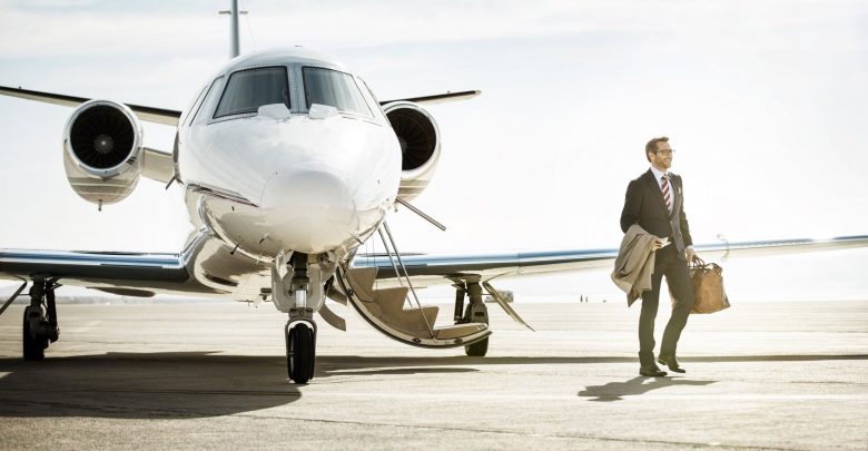 private jet 6 5 Benefits of Renting a Private Jet - 1