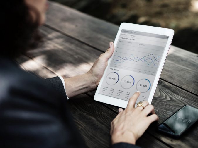 tablet data visualization What Impact Does Data Visualization Really Make in the Workplace? - 5