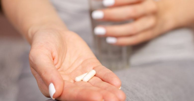 Best Nootropics to Improve Your Brain Power 1 taking medicine Nootropics Best Nootropics to Improve Your Brain Power - Bacopa Monnieri 1