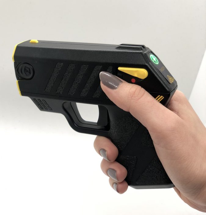 taser-2-675x705 Top 10 Self-defense Weapons Every Woman Should Carry