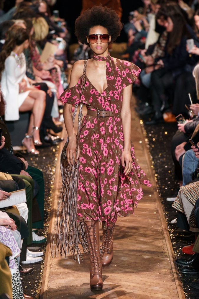 fall-fashion-2019-belted-dress-Michael-Kors-3-675x1013 120+ Lovely Floral Outfit Ideas and Trends for All Seasons 2020
