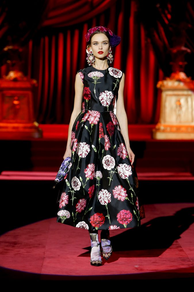 fall winter 2020 floral dress accessories Dolce and Gabbana Top 10 Winter Fashion Predictions and Trends - 60