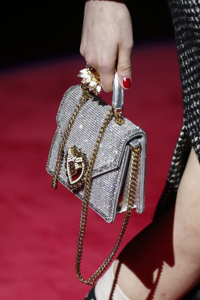 fall-winter-accessories-2020-handbag-dolce-gabbana-675x1012 65+ Hottest Winter Accessories Fashion Trends in 2022