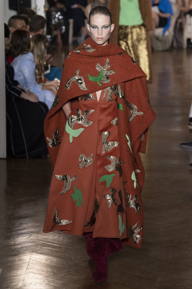 fall-winter-fashion-2020-dress-earthy-colors-velvet-boots-Jacquemus-675x1013 Top 10 Winter Fashion Predictions and Trends for 2022