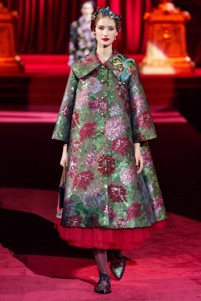 fall-winter-fashion-2020-floral-coat-Dolce-and-Gabbana-1-675x1012 Top 10 Winter Fashion Predictions and Trends for 2022