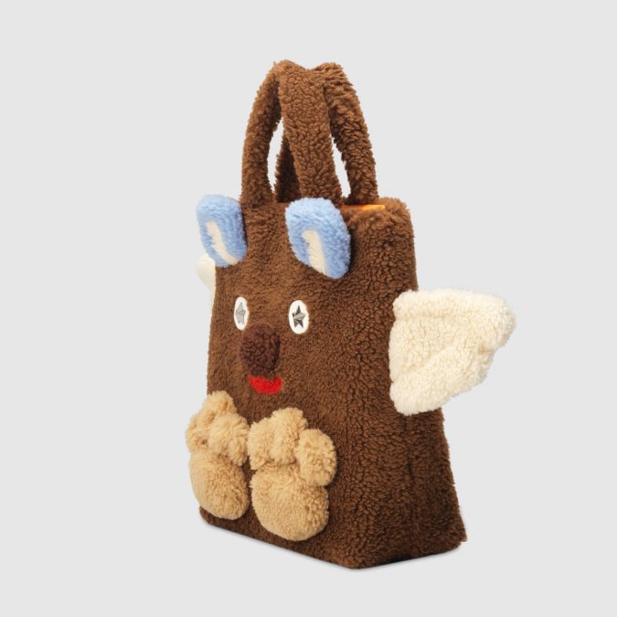 fall winter fashion 2020 kids faux fur bear tote Gucci 15 Cutest Kids Fashion Trends for Winter - 50