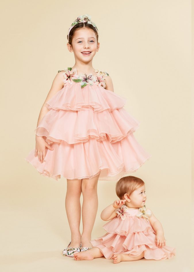 fall winter fashion 2020 kids ruffled dresses dolce and gabbana 15 Cutest Kids Fashion Trends for Winter - 28