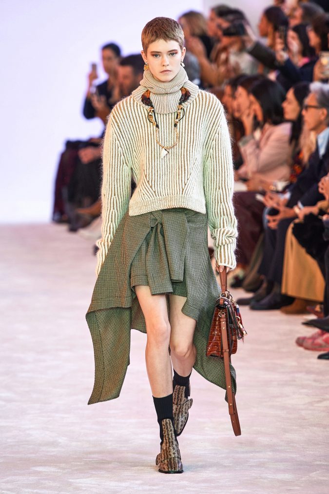 fall winter fashion 2020 knitted turtleneck Chloe 40+ Hottest Teenage Girls Winter Fashion Ideas - 23