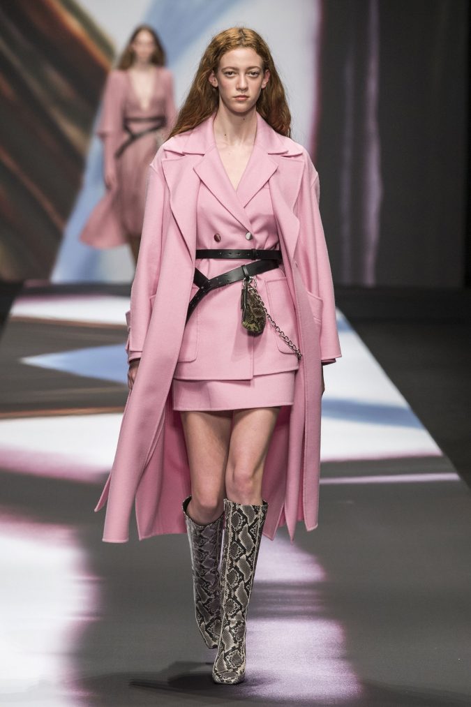 45+ Elegant Work Outfit Ideas for Fall and Winter 44 fall winter fashion 2020 pink skirt suit coat Maryling 45+ Elegant Work Outfit Ideas for Fall and Winter - 44