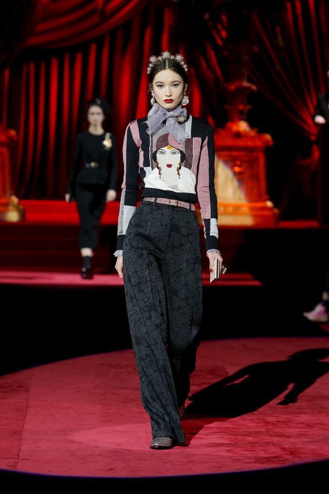 fall-winter-fashion-2020-wide-leg-pants-bow-Dolce-and-Gabbana-675x1013 65+ Hottest Winter Accessories Fashion Trends in 2022