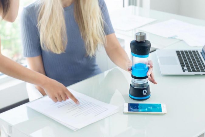 hydration tracking applications 6 Ways to Stay Healthy on a Busy Schedule - 10