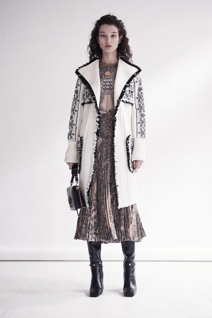 pre fall 2019 pleated dress coat roberto cavalli Top 10 Winter Fashion Predictions and Trends - 38