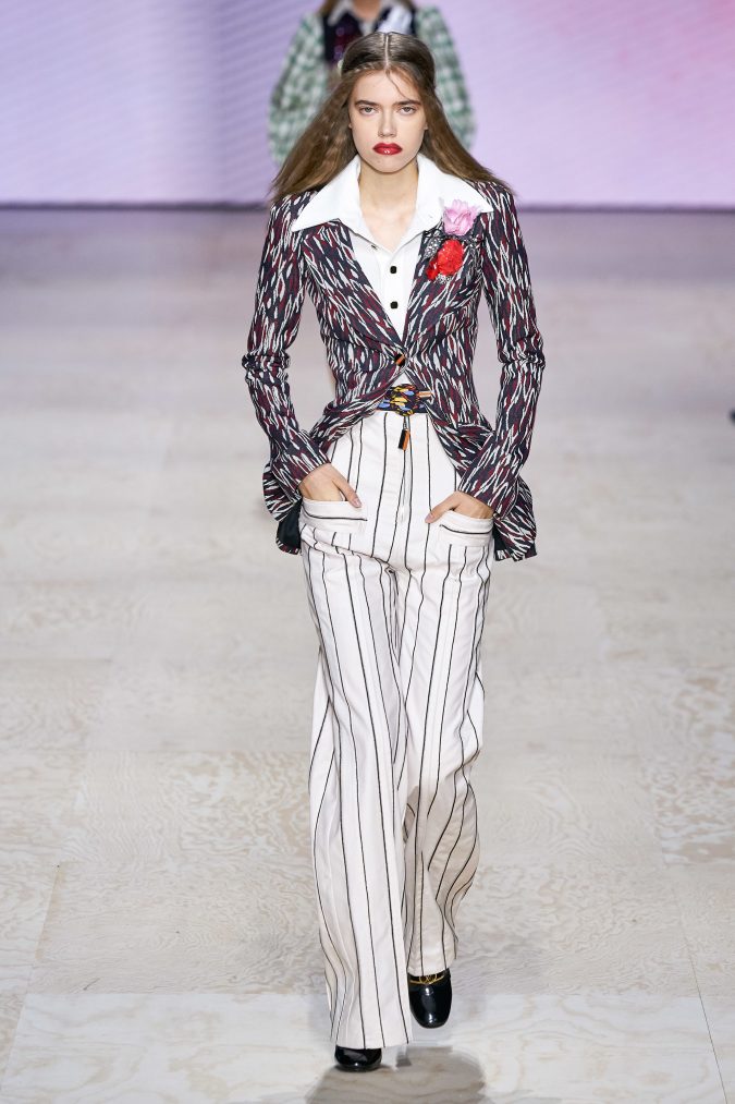 spring summer fashion 2020 wide leg pants blazer Louis Vuitton 120+ Lovely Floral Outfit Ideas and Trends for All Seasons - 53