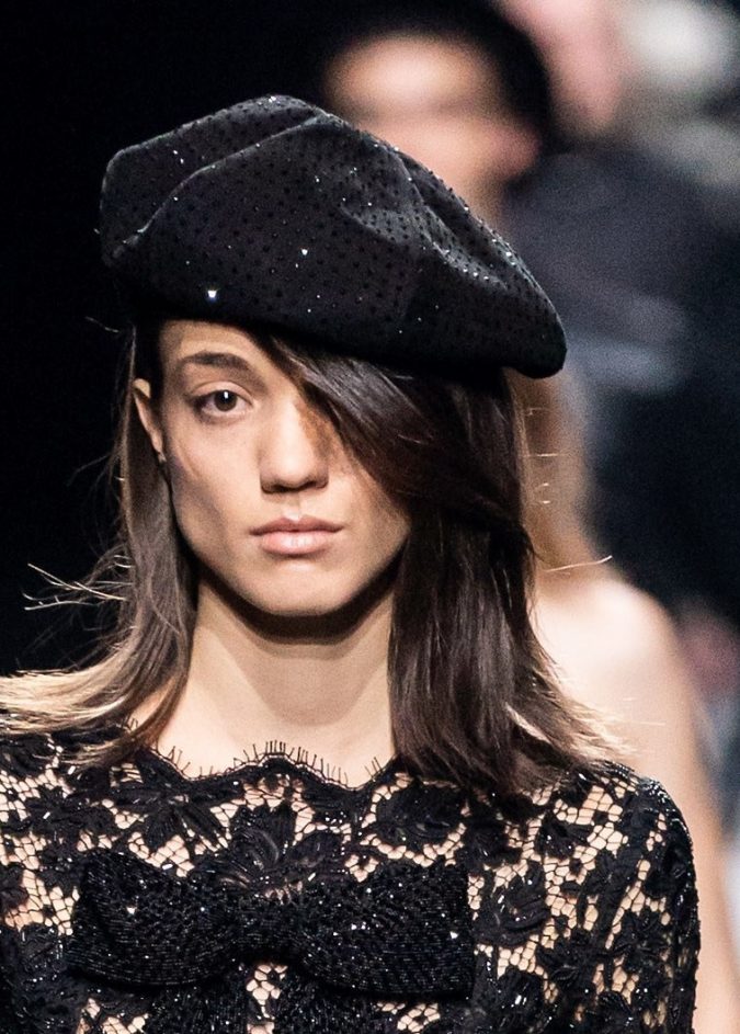 Fall winter fashion 2020 beret Saint Laurent Top 10 Elegant Women’s Hat Trends For Winter - 11
