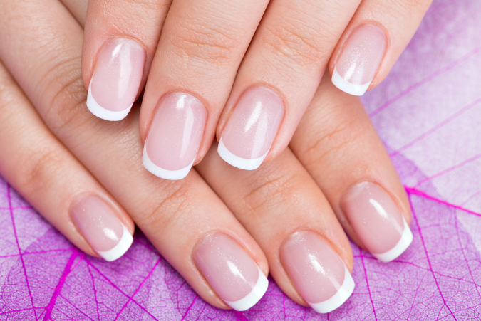 Top 10 Lovely Nail Polish Trends for Next Fall & Winter 23 French manicure nails Top 10 Lovely Nail Polish Trends for Next Fall & Winter - 23