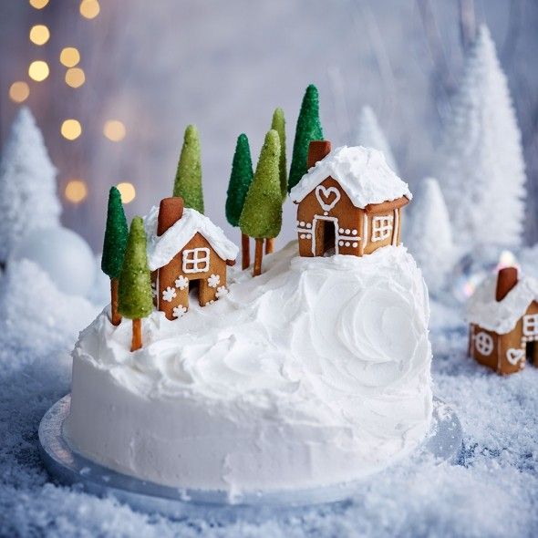 alpine-Christmas-cake 16 Mouthwatering Christmas Cake Decoration Ideas 2022