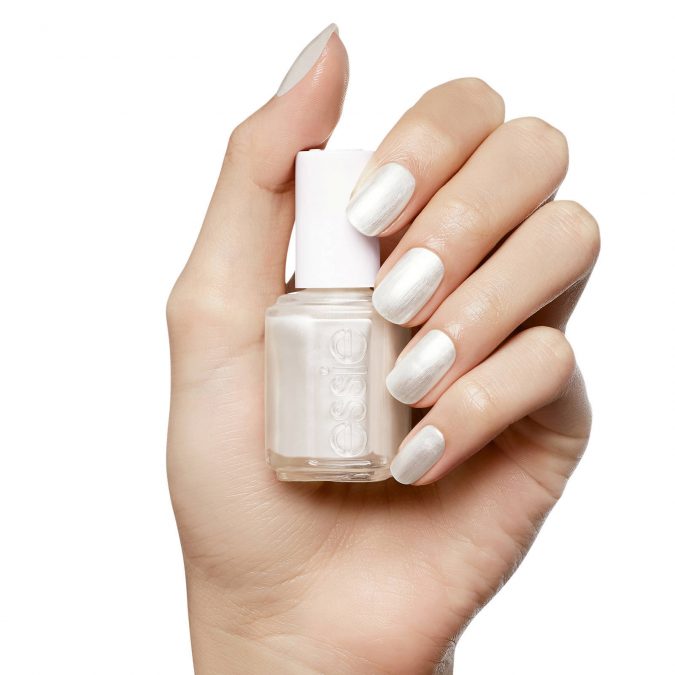 Top 10 Lovely Nail Polish Trends for Next Fall & Winter 18 essie nagellak 4 pearly white nails Top 10 Lovely Nail Polish Trends for Next Fall & Winter - 18