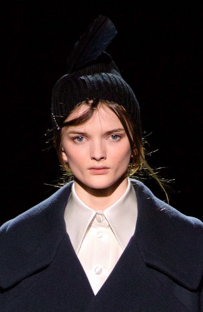 fall-winter-fashion-2020-beanie-Marc-Jacobs-3-675x1037 Top 10 Elegant Women’s Hat Trends For Winter 2022