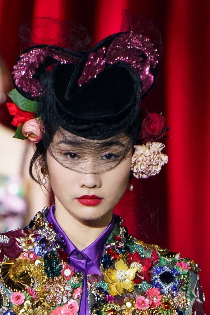 fall-winter-fashion-2020-statement-adorned-hat-Dolce-and-Gabbana-3-675x1013 Top 10 Elegant Women’s Hat Trends For Winter 2022