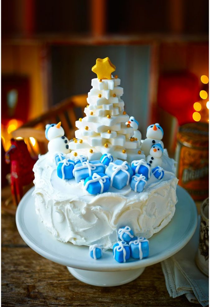 frozen-christmas-tree-cake-decoration-2-e1577294951258-675x985 16 Mouthwatering Christmas Cake Decoration Ideas 2022