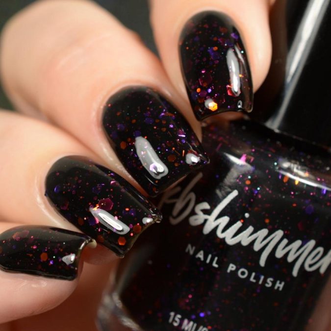 Top 10 Lovely Nail Polish Trends for Next Fall & Winter 44 glitter black nails 3 Top 10 Lovely Nail Polish Trends for Next Fall & Winter - 44