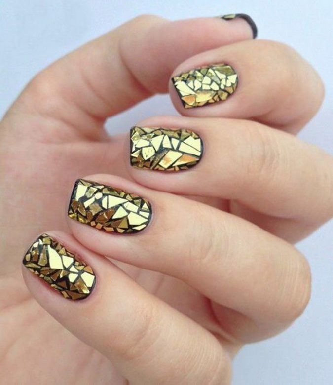 metallic and black nail art Top 10 Most Luxurious Nail Designs - 38