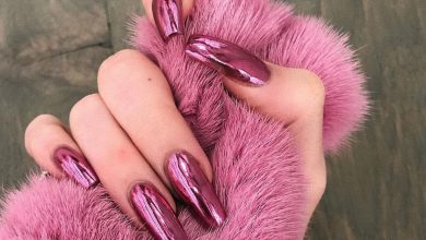 metallic nails 2 1 Top 10 Most Luxurious Nail Designs - 127