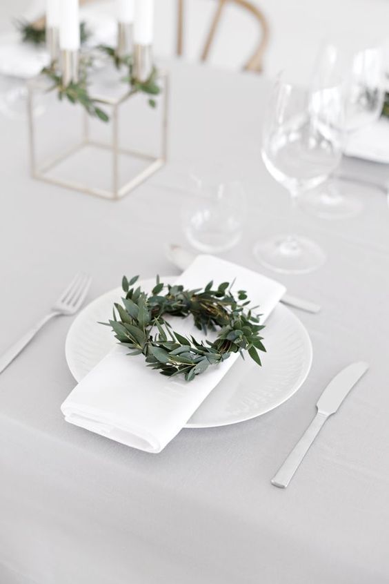 minimalist christmas table decoration 50+ Hottest Christmas Decoration Ideas - 34
