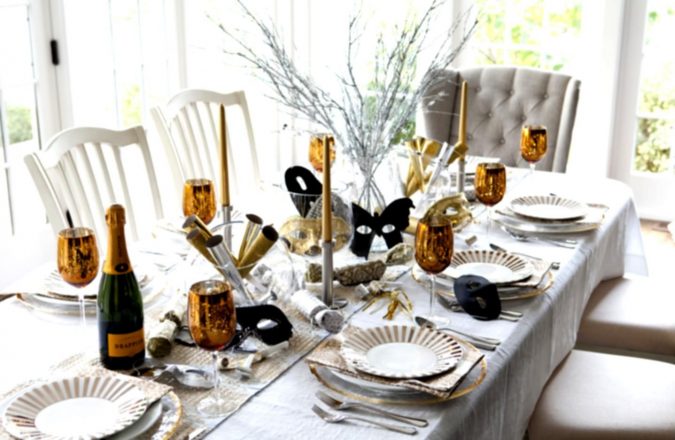 new years eve decoration dinner table 10 Breathtaking New Year’s Eve Party Decoration Trends - 23