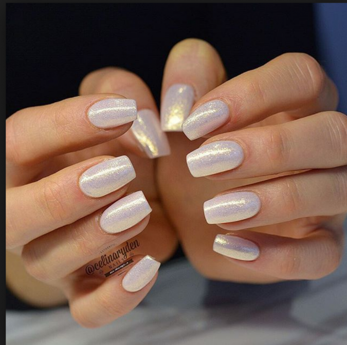 pearly-white-nails-3-675x672 Top 10 Lovely Nail Polish Trends for Next Fall & Winter