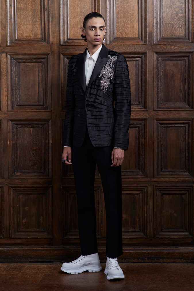 Alexander Mcqueen for men fashion 2020 Top 20 Most Luxurious Men’s Fashion Brands - 3