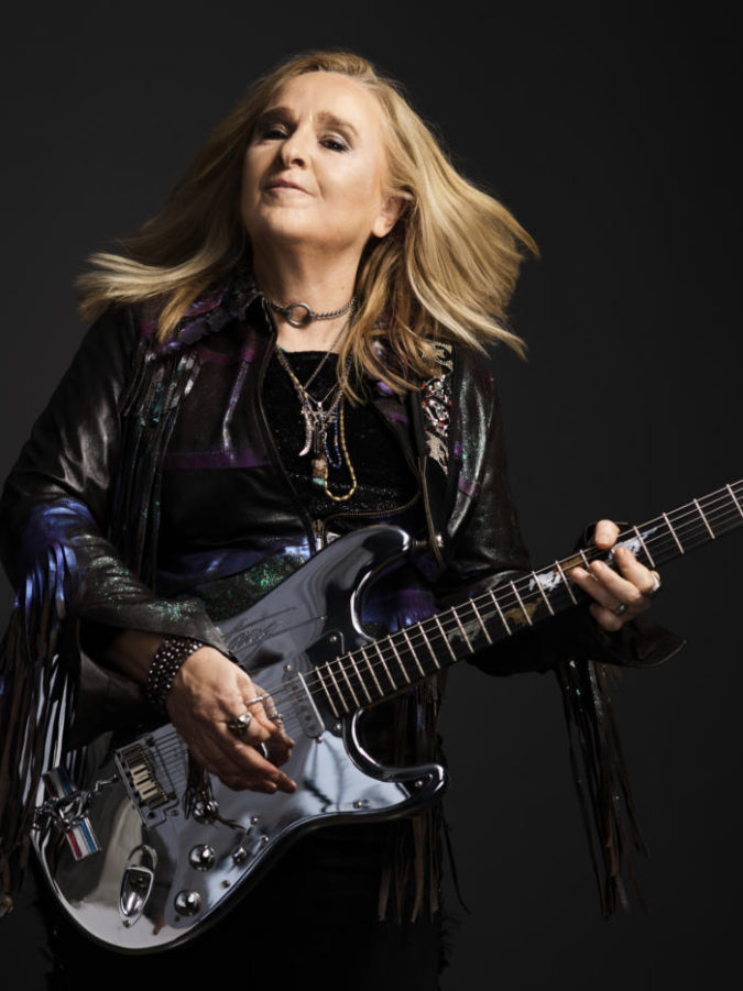 Some Huge Fashion Icons Are Supporting This New Trend 4 Melissa Etheridge Some Huge Fashion Icons Are Supporting This New Trend - 4