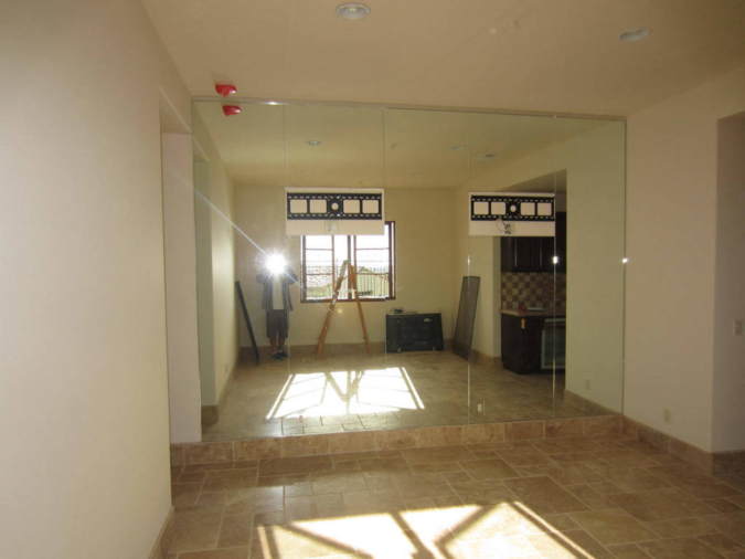 hall mirror 5 Ways of Using Gym Mirrors in Your Home Interior - 3