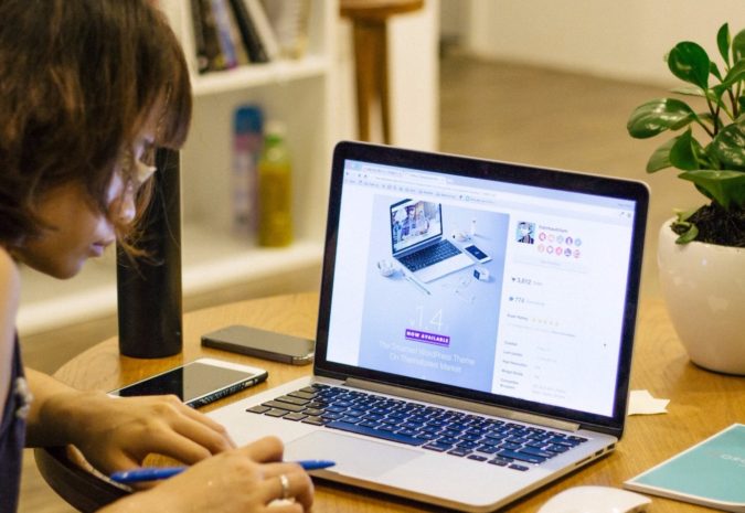 Everything You Need to Know to Get Started with Video Conferencing 3 laptop software Everything You Need to Know to Get Started with Video Conferencing - 3