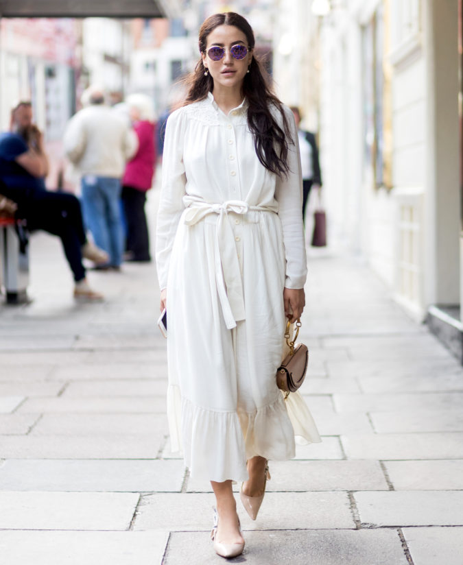women outfit white dress How to Dress for a Day Out in New York City - 7