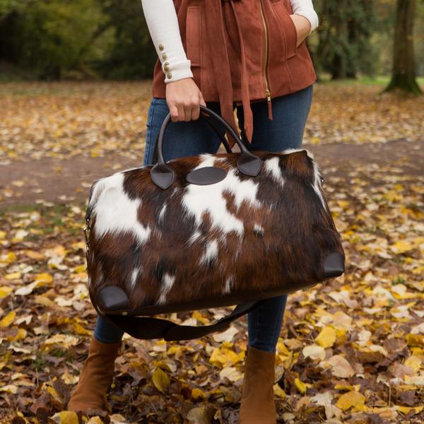 15 Most Creative Handbag Designers in the UK 44 Hyde Hare fur handbag 15 Most Creative Handbag Designers in the UK - 44