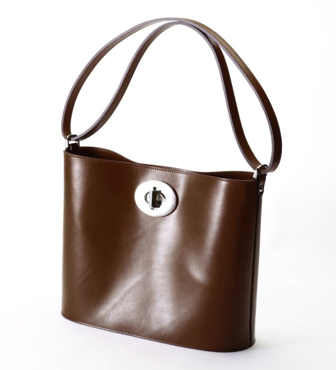 Zoe-Darling-handbag-2-675x743 15 Most Creative Handbag Designers in the UK