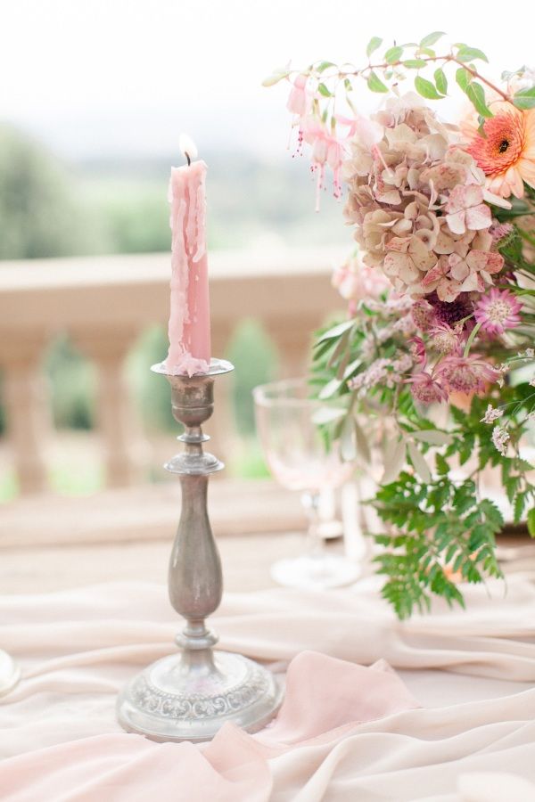 rose petal 30+ Most Creative Valentine’s Day Ideas & Trends - 18