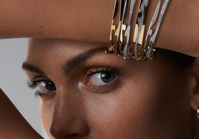 Bracelet Stacking: 4 Best Tips on How to stack Bracelets 69 Bracelet Stacking Bracelet Stacking: 4 Best Tips on How to stack Bracelets - Fashion Magazine 69