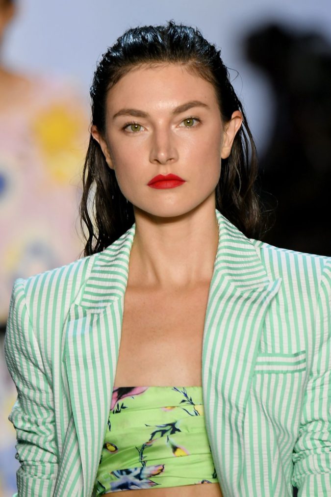 15 Most Fabulous Makeup Trends to Be More Gorgeous 26 Red Lipstick 15 Most Fabulous Makeup Trends to Be More Gorgeous - 26