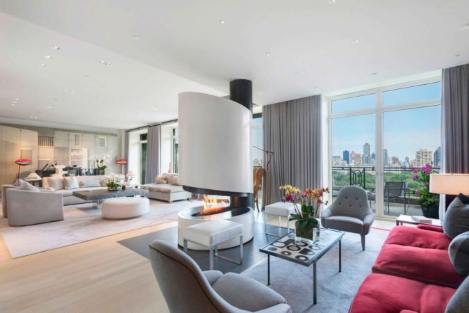 Sting Styler’s living room Top 25 Most Luxurious Rooms in the World - 20