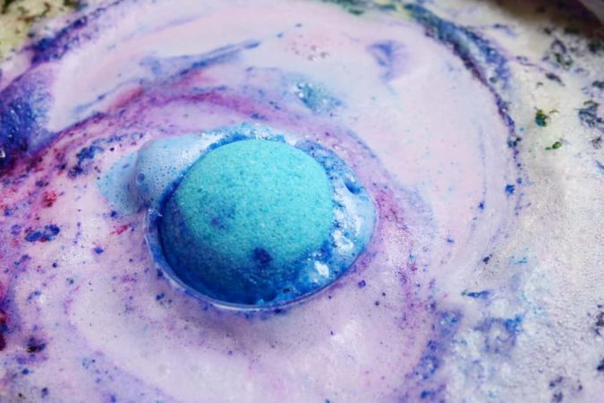 Bath bomb Gift Set 2 25 Best Employee Gifts Ideas They Will Actually Need - 18